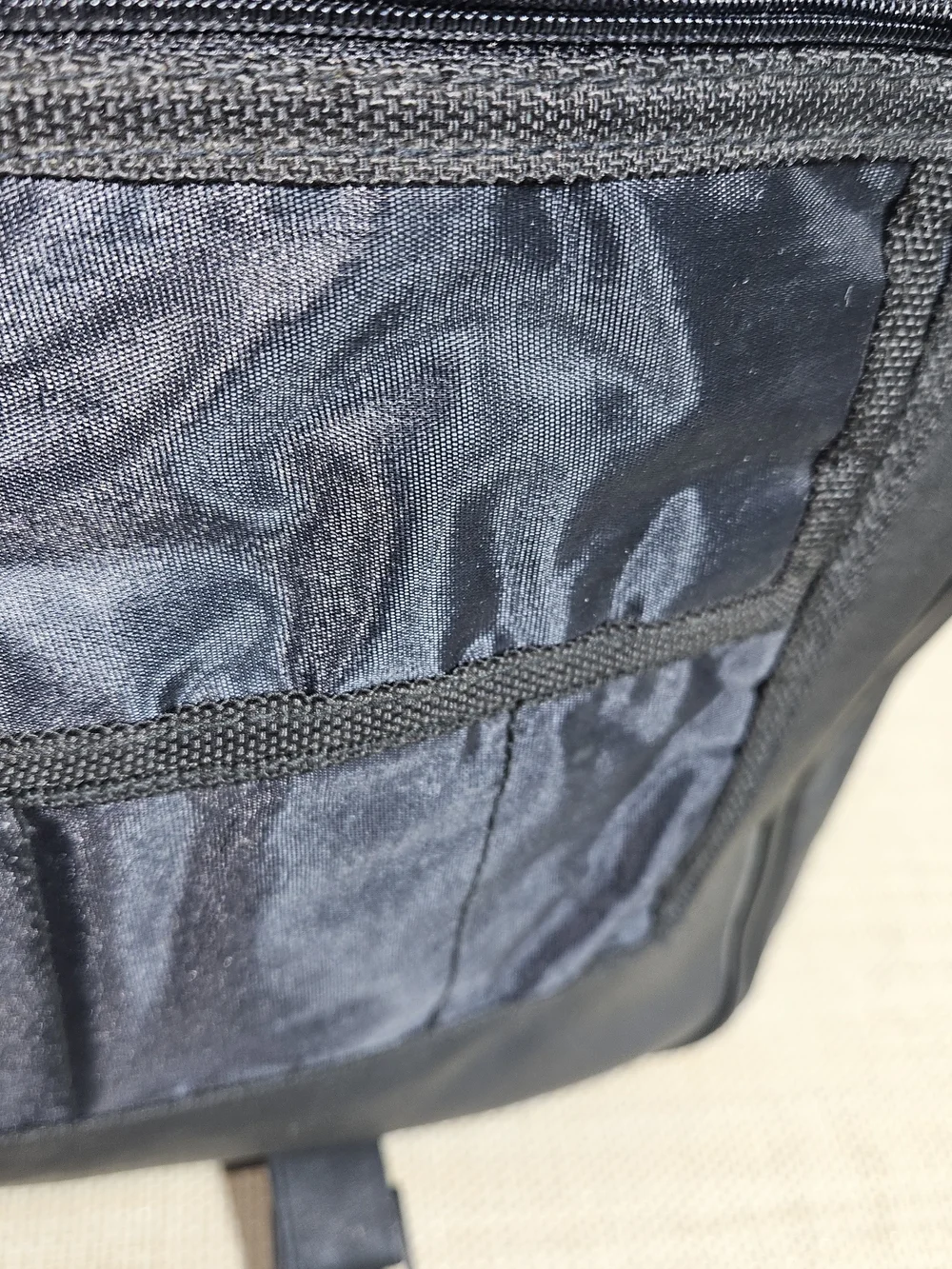 Fontini Black Leather Messenger Bag Travel Business Professional Office